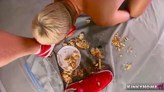 Slatko djevojka provela sa svojim dečkom