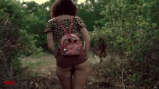 ���ათავგადასავლო Anal sex on მიტოვებული პლაჟი