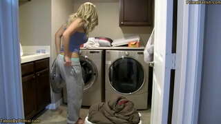 ���ારા StepMom નહીં કહી મારા StepDad અમે છો ચોદવુ