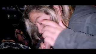 Thóg mé a thiomána le liom, chun cabhrú le cailín óg-agus táim ag cad a rinne sí.