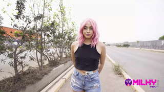 ���ິນບໍ່ສາມາດຫາວຽກໃນປະເທດຂອງເຂົາເຈົ້າ,ແລະການບັງຄັບໃຫ້ຮ່າງກາຍຂອງນາງຢູ່ໃນແລກປ່ຽນຂອງເງິນ