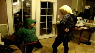 Pall lõhkemiseni (riietatud)