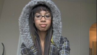 ���่ารักเอเชียนั่นเป็นวัยรุ่น footjob