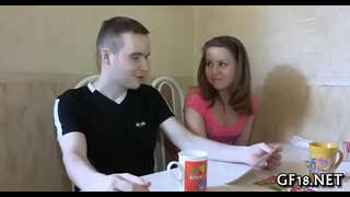 ���ુંદર કિશોર કે કિશોરી રહે છે doggy ફેશન