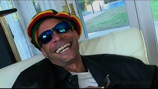 Megan Monroe obtient son épouse chatte pilonné!