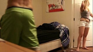 ���ોકરી ચોદવુ