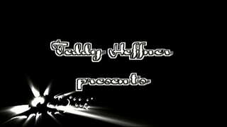 Три горещи цыпочки и любовен диван