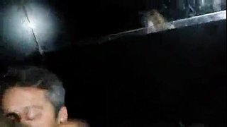 Με τη γυναίκα μου στην κούνια του εσωτερικού και του φίλο να το τρως