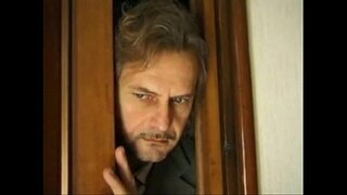 Blondýnka laura conti dostane legrační trojku