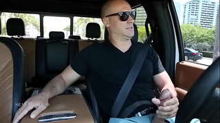 Trafik jarkoff punheta carro yok