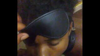 Ebony teen i ngéibheann sucking dick bf