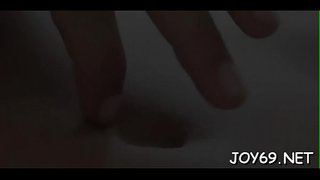 منفردا في سن المراهقة يحصل على بعض الفرح