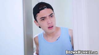 Сайхан хар бяцхан хүүгийн цохиж хангинуулан дуугаргаагүй хэцүү