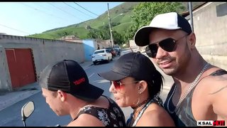 Kuwasili kurudi nyumbani baada ya mengi ya mafuta , hivyo mimi aliuliza kwa ajili ya punch kwa ajili ya kampuni yako juu ya punda moto