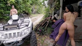 BANGBROS - Endah Kumpulan Cougar Porno Dibéntangan Smokin&#039; Panas Babeh Kendra Nafsu (1 3)