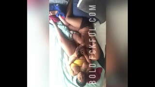 Lesbia bulla fingering bbw ieiunium