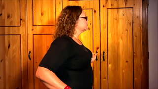 Meistres ebrill - toiled gaethweision hyfforddiant a disgyblaeth hyfforddiant